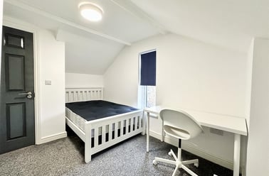 Park Road, Lenton, Nottingham - Image 2